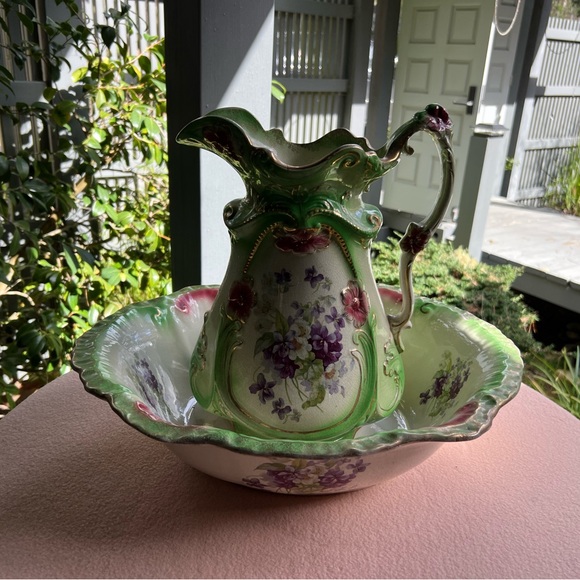 Antique Green Handpainted Floral Pitcher & Washbowl Set - Picture 2 of 15